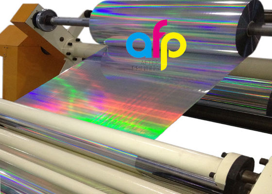 ギフトの包装のためのレーザーのレーザー光線写真熱ラミネーションのプラスチック印刷された金属で処理されたフィルム