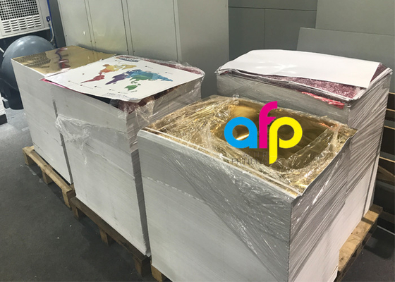 1インチの中心の光沢のある金属で処理された熱ラミネーションのフィルムBOPP/ペット材料