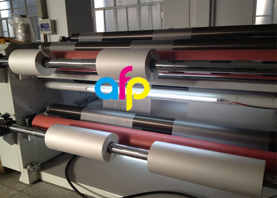 28ミクロンBOPPのラミネーションのフィルム、2000年- 3000mの長さの車のための反傷のフィルム